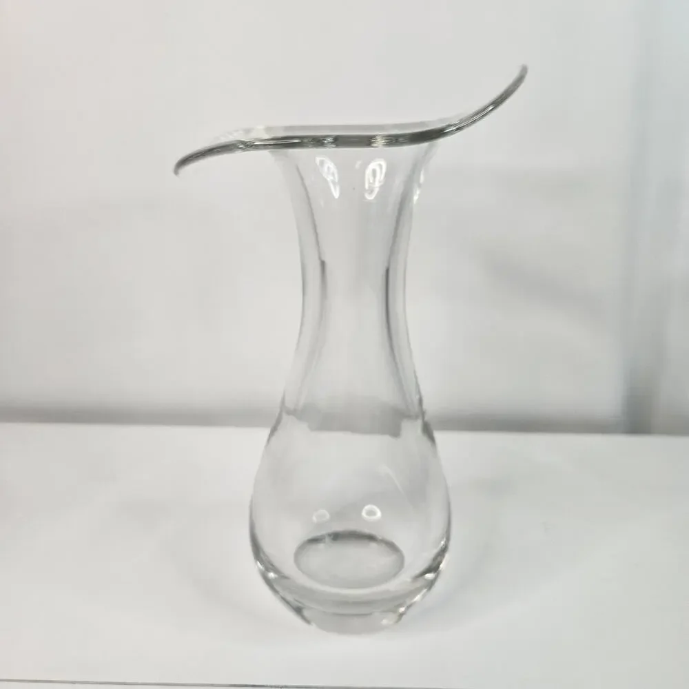 Vintage MCM Heavy Glass Flower Vase Folding Opening 10.5
